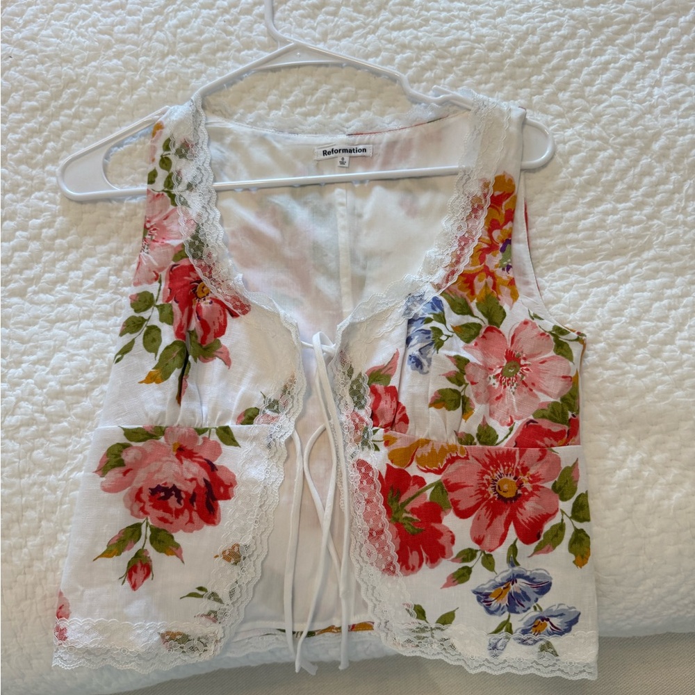 Reformation Floral Lace top